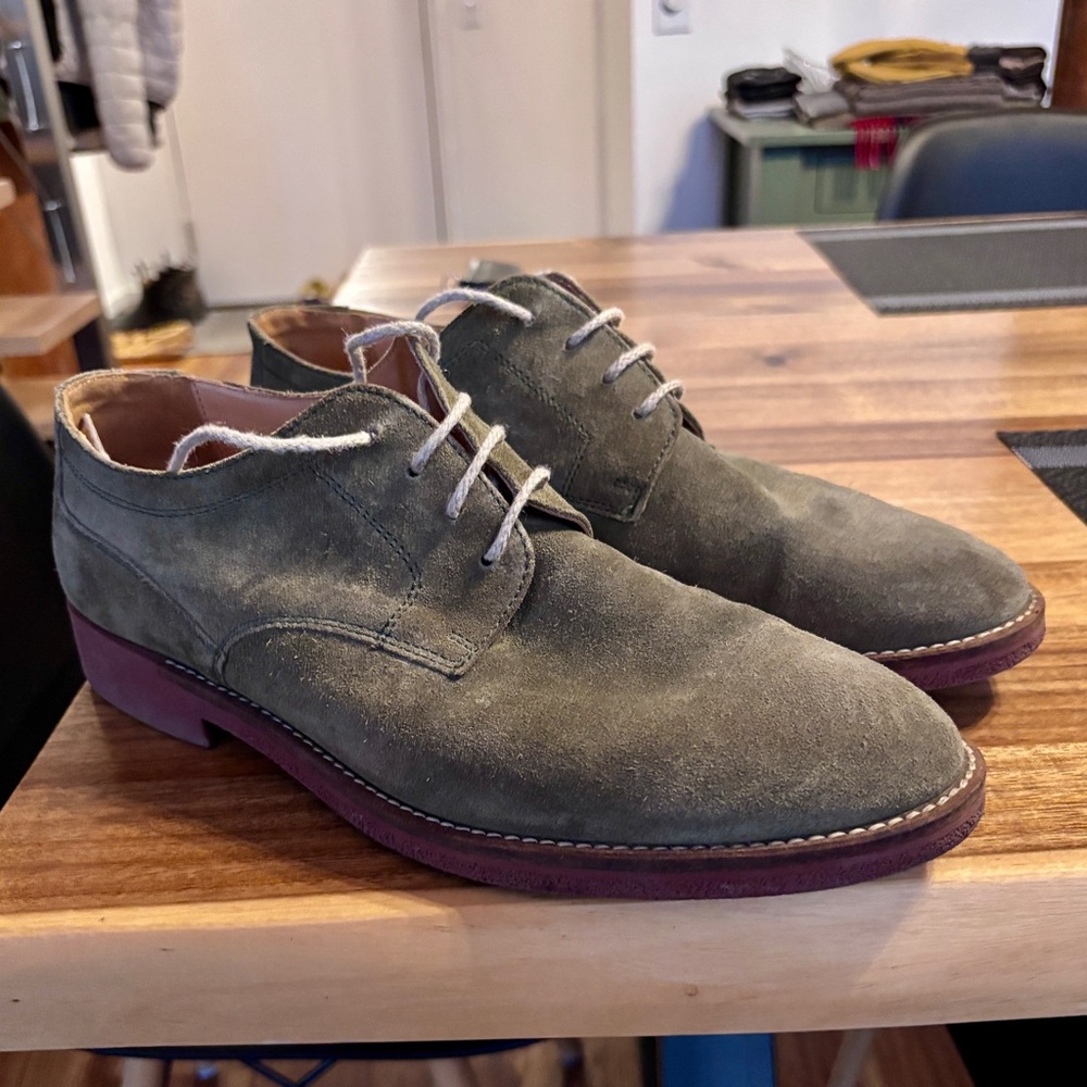 Men’s Olive Green Suede Derbys Shoes From Portugal (Size 42EU)